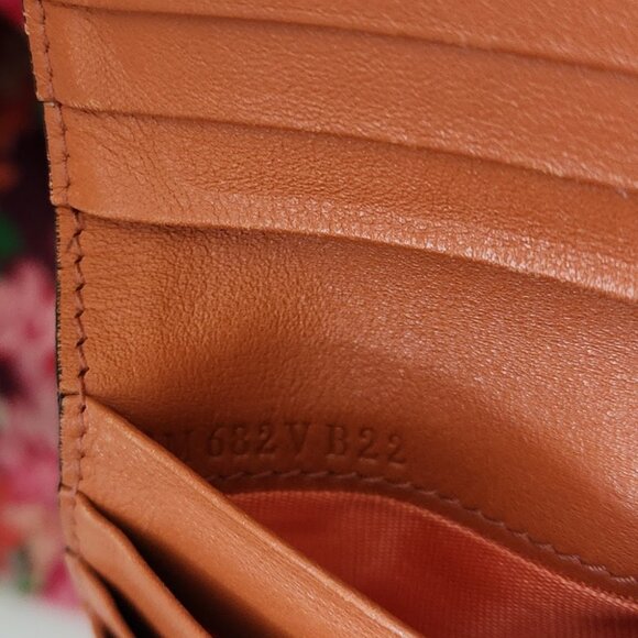 Valentino Garavani Rockstud Smooth Leather Bifold Wallet - Picture 12 of 15